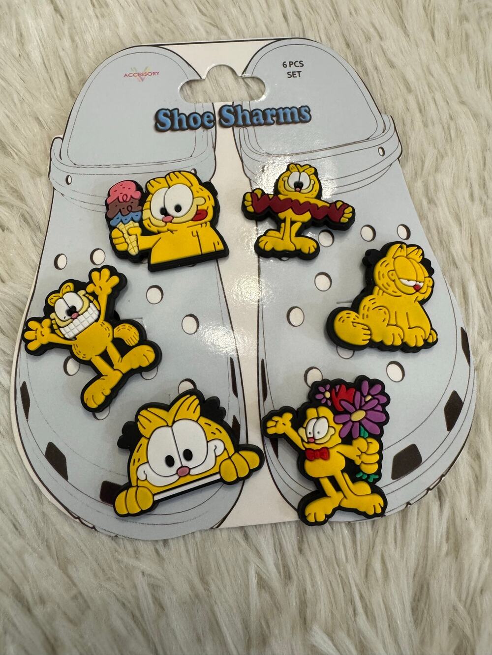 Garfield Shoe Charms - 6pcs Set
Yellow Garfield character charms
